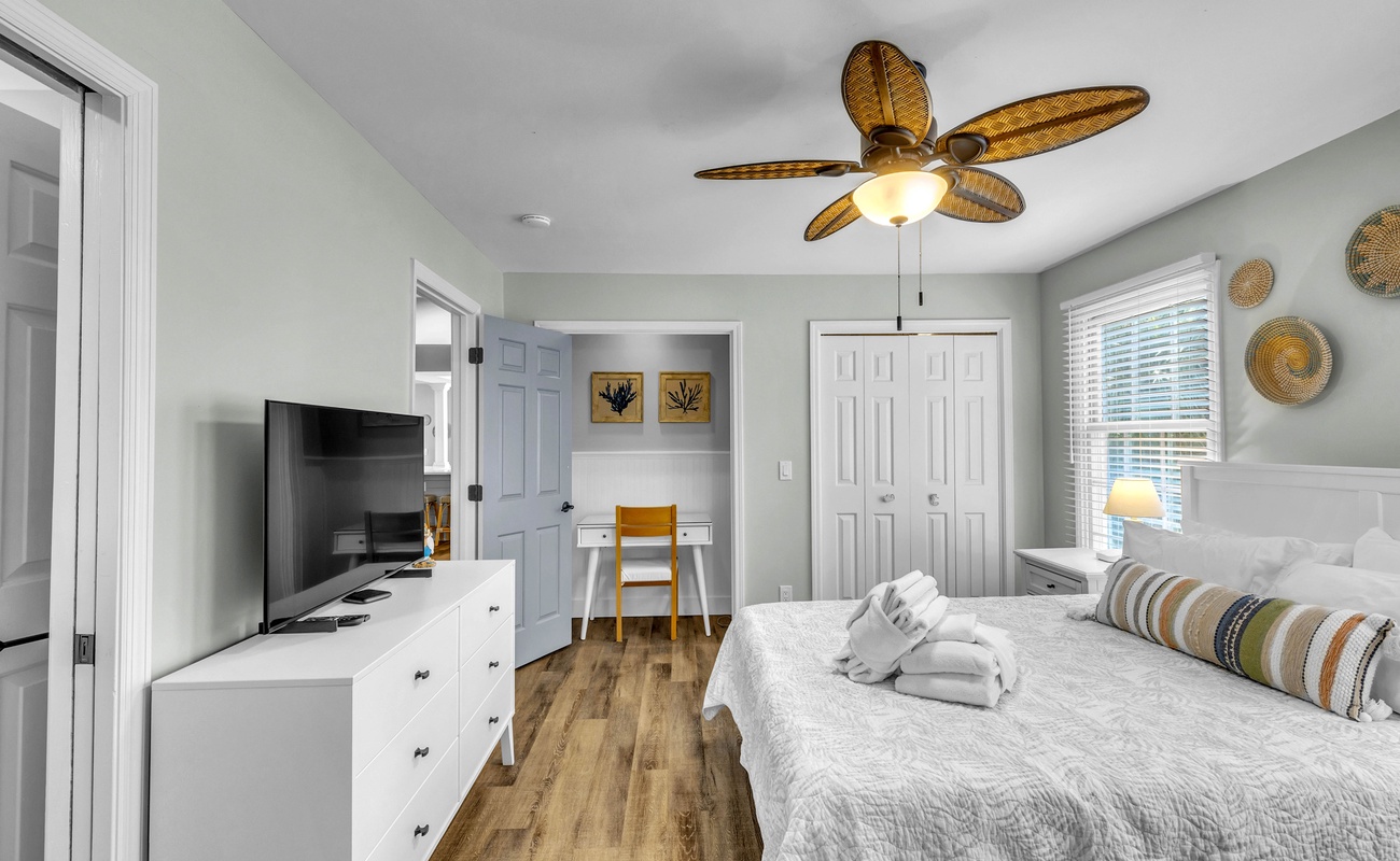 Guest Bedroom with Full and Twin Bed