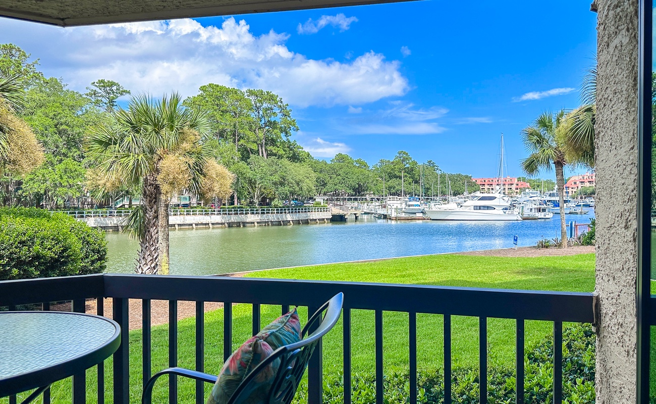 Balcony with Views of Broad Creek