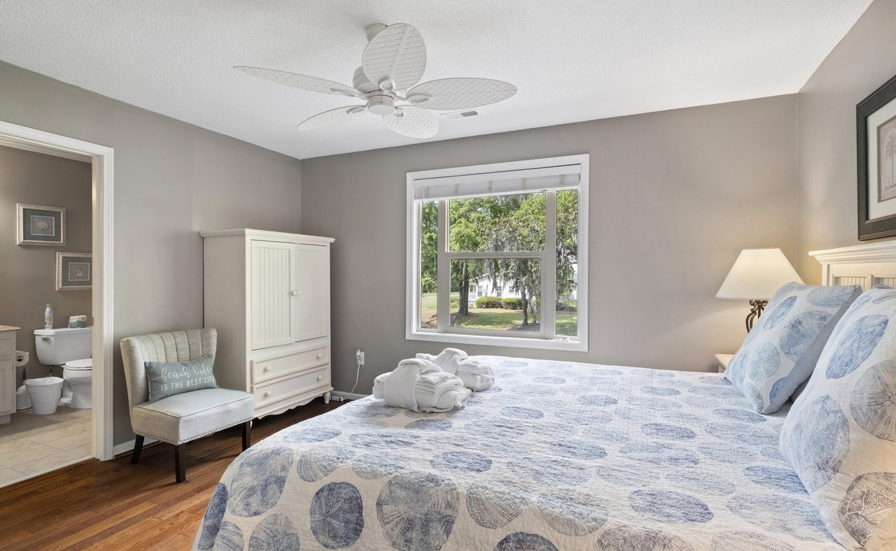 Upstairs Primary Suite