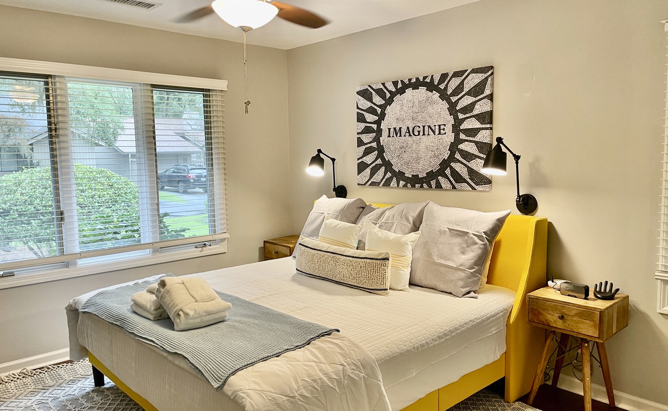 *Imagine* King Guest Room