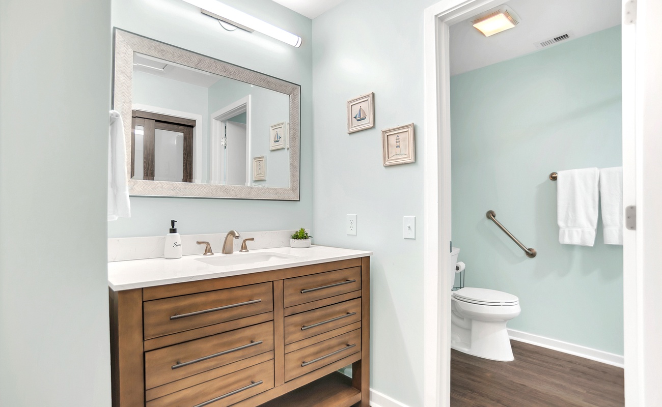 Guest En-Suite Bathroom