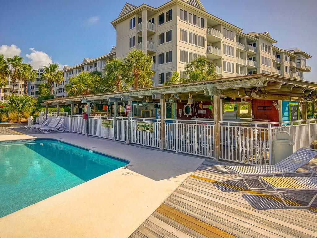 Pool Bar Jim's located next to Pool #1