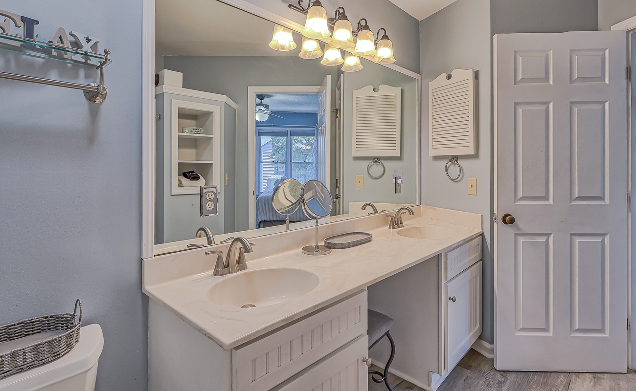 2nd Floor Primary En-Suite