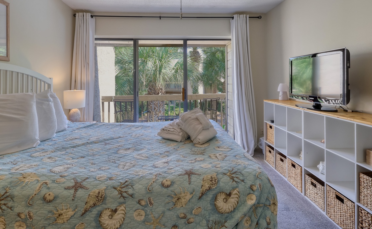 Primary Suite with Balcony