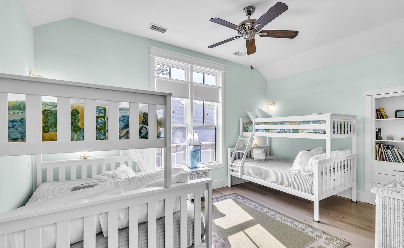 Upstairs Double Twin over Full Bunk Room with Bathroom