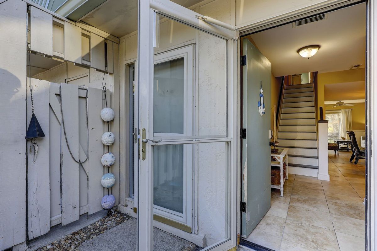 Entry to 13 Hilton Head Cabanas!