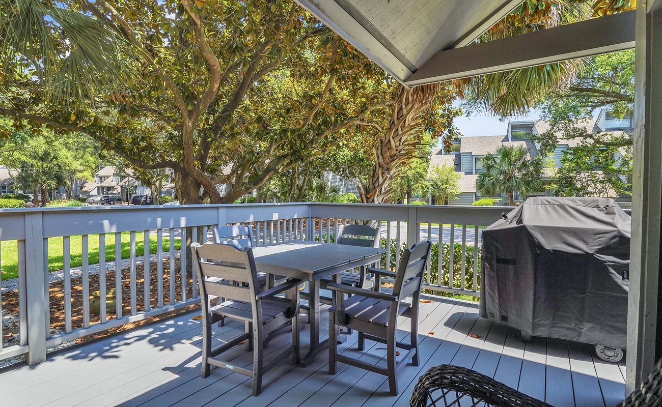 Private Patio with Grill and Pool Views!