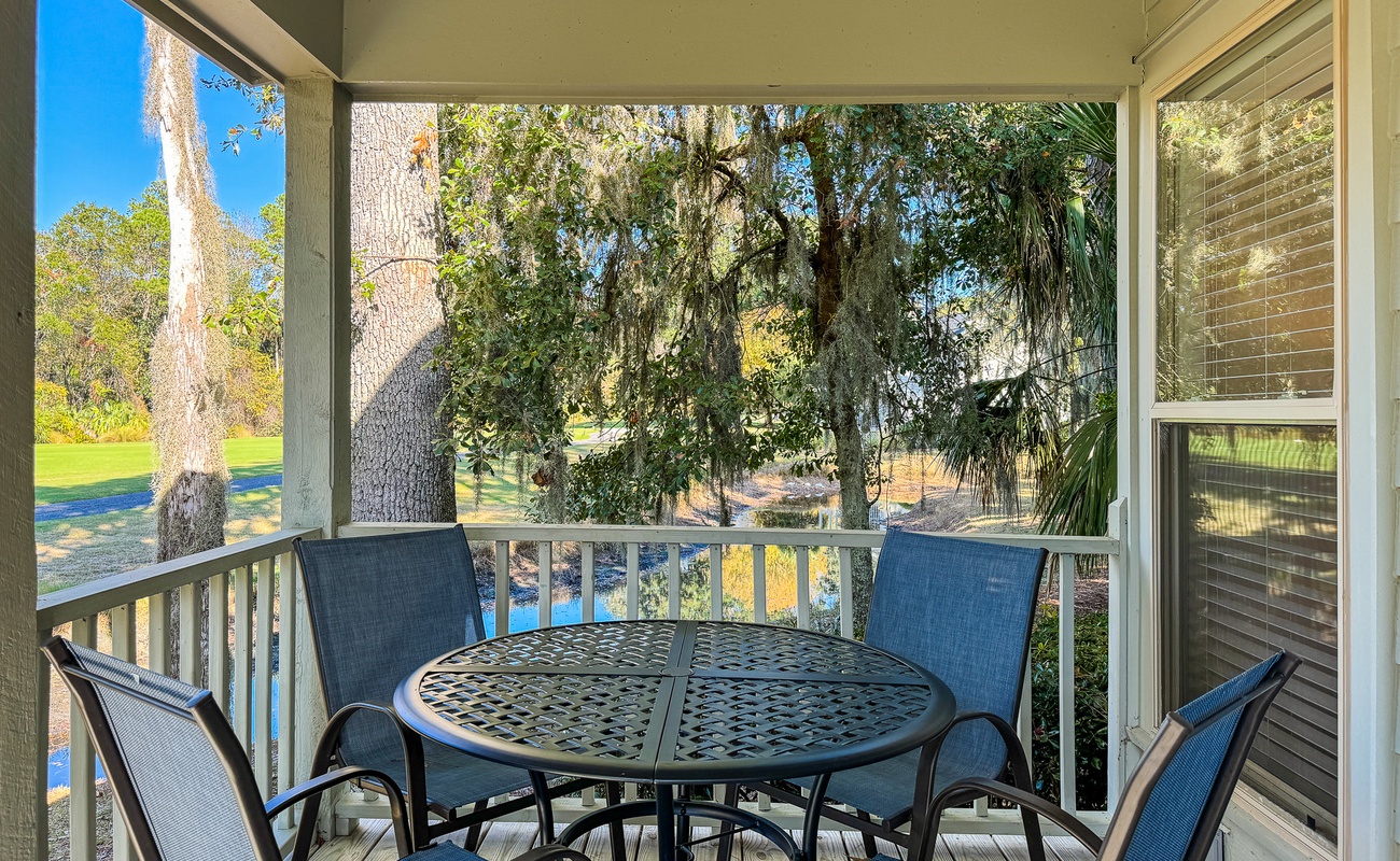 Patio with Grill