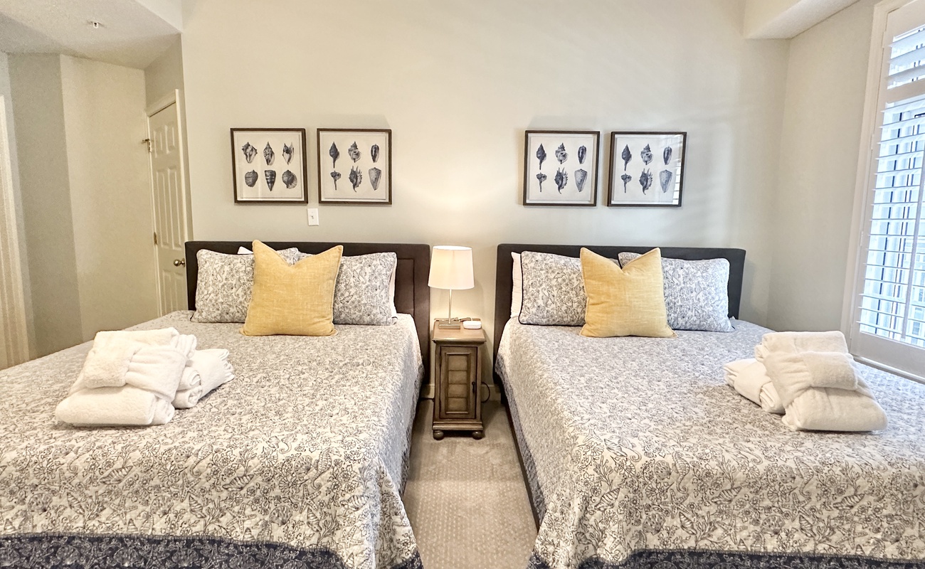 Double Queen Suite