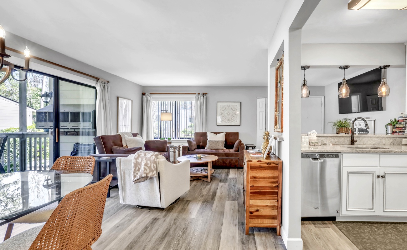 37 Forest Gardens Photo