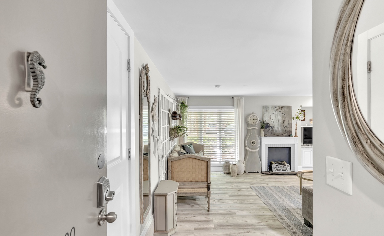 Welcome to 1651 St. Andrew's Common!