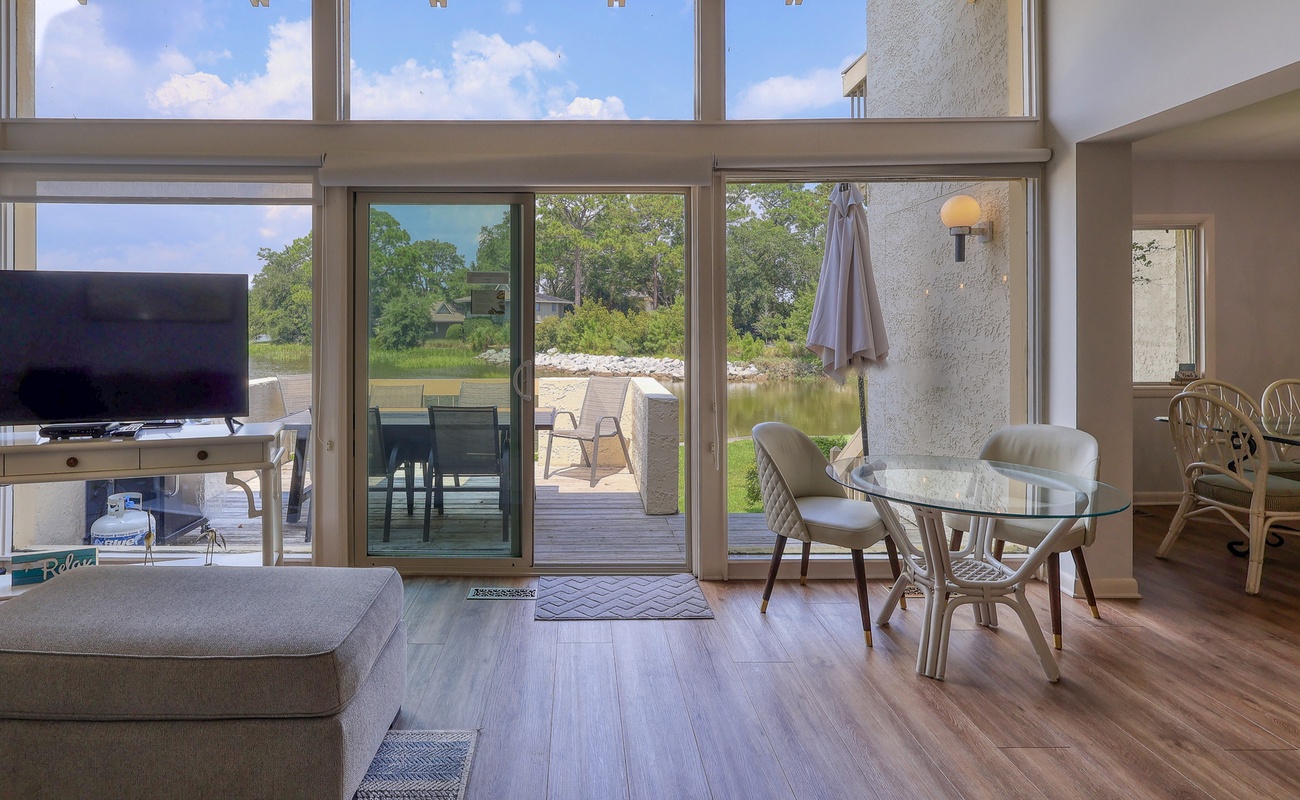Living Area with Deck and Access to Private Dock