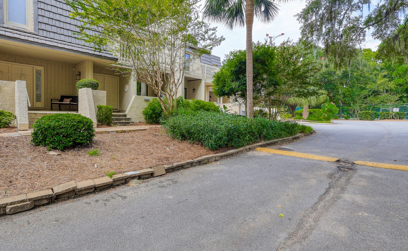 Exterior Front Entrance and Parking Lot