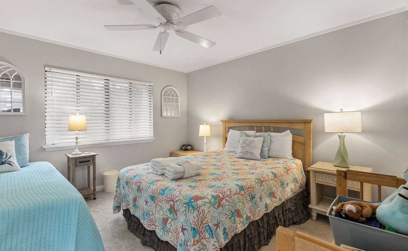 Guest Room with 1 Queen and 1 Twin