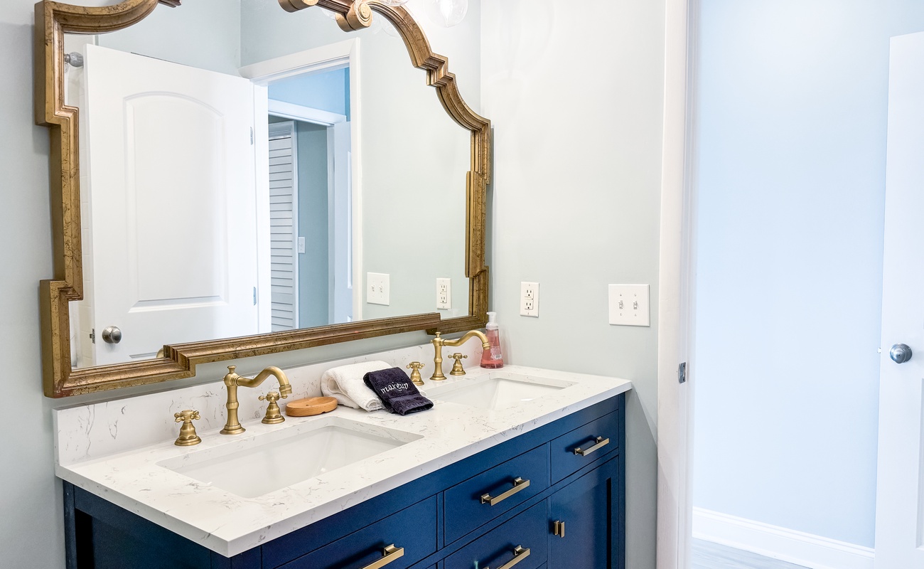 Primary Suite Bathroom