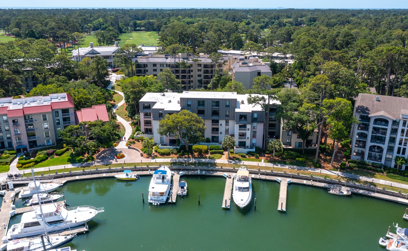 1046 Caravel Court
