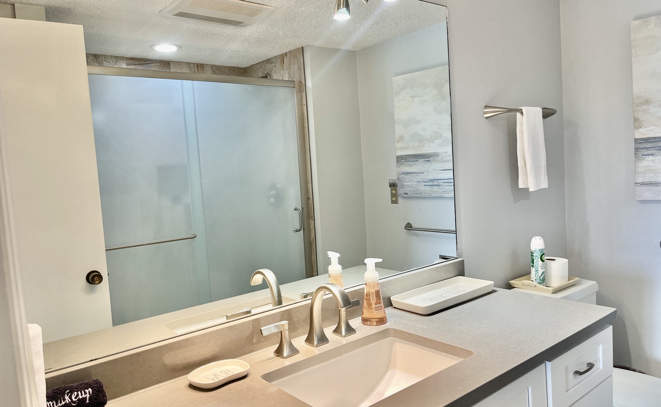 Bathroom for 2nd Floor Primary Suite