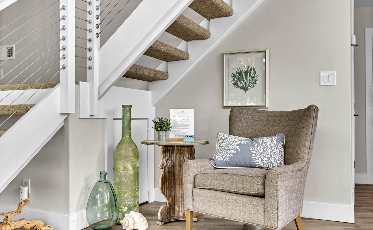 Sitting Area and Stairs to Suites