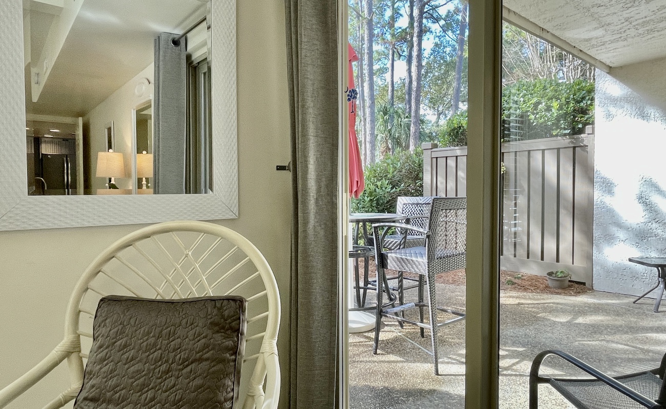 Primary King Bedroom with Access to Patio