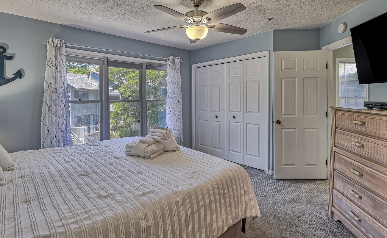 2nd Floor Primary Suite