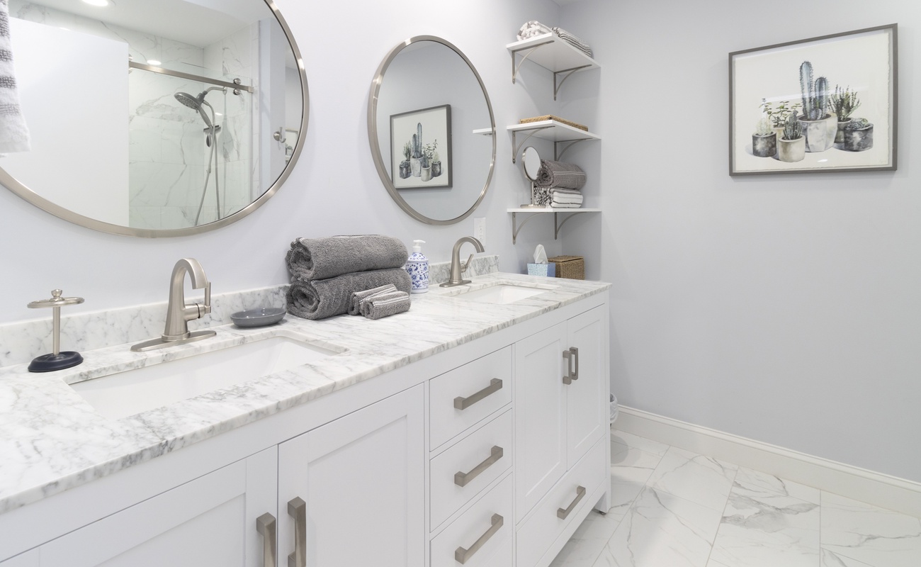 Primary Suite Bathroom