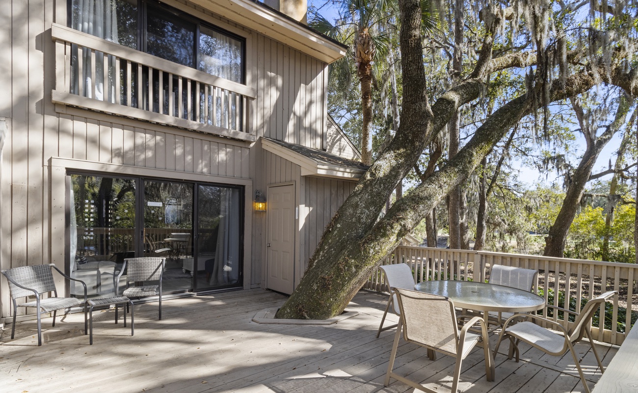 Huge Private Patio with Golf Course Views