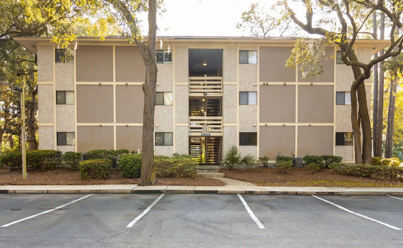 Exterior View of Unit