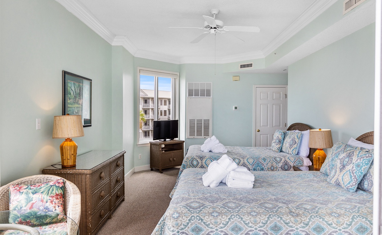 Guest Bedroom Suite with 2 Queens