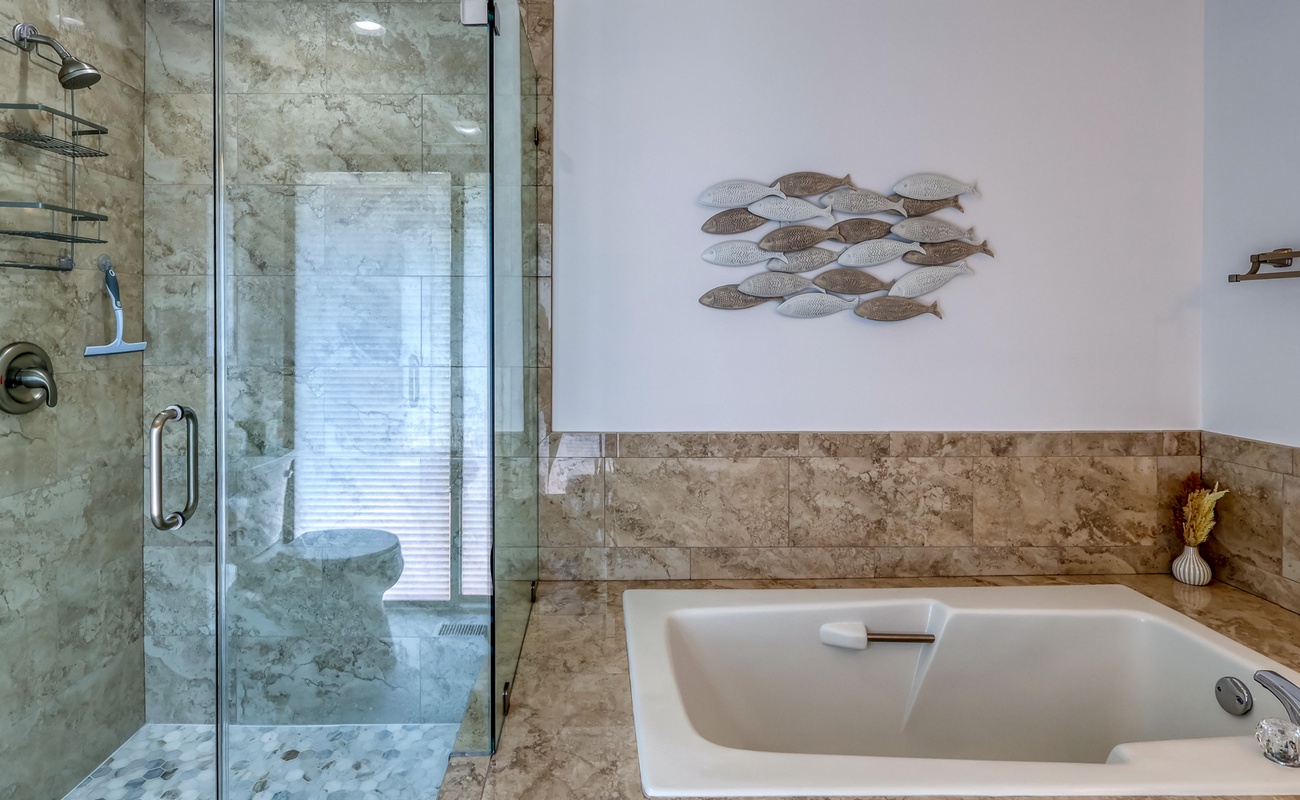 Primary Suite Bathroom