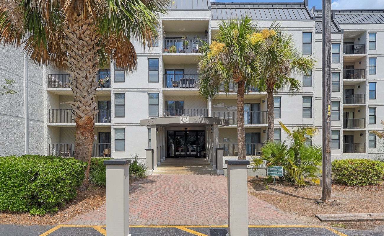 Xanadu Entrance to Building C