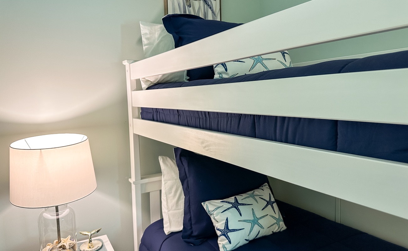 Upstairs Queen and Twin Bunk Room