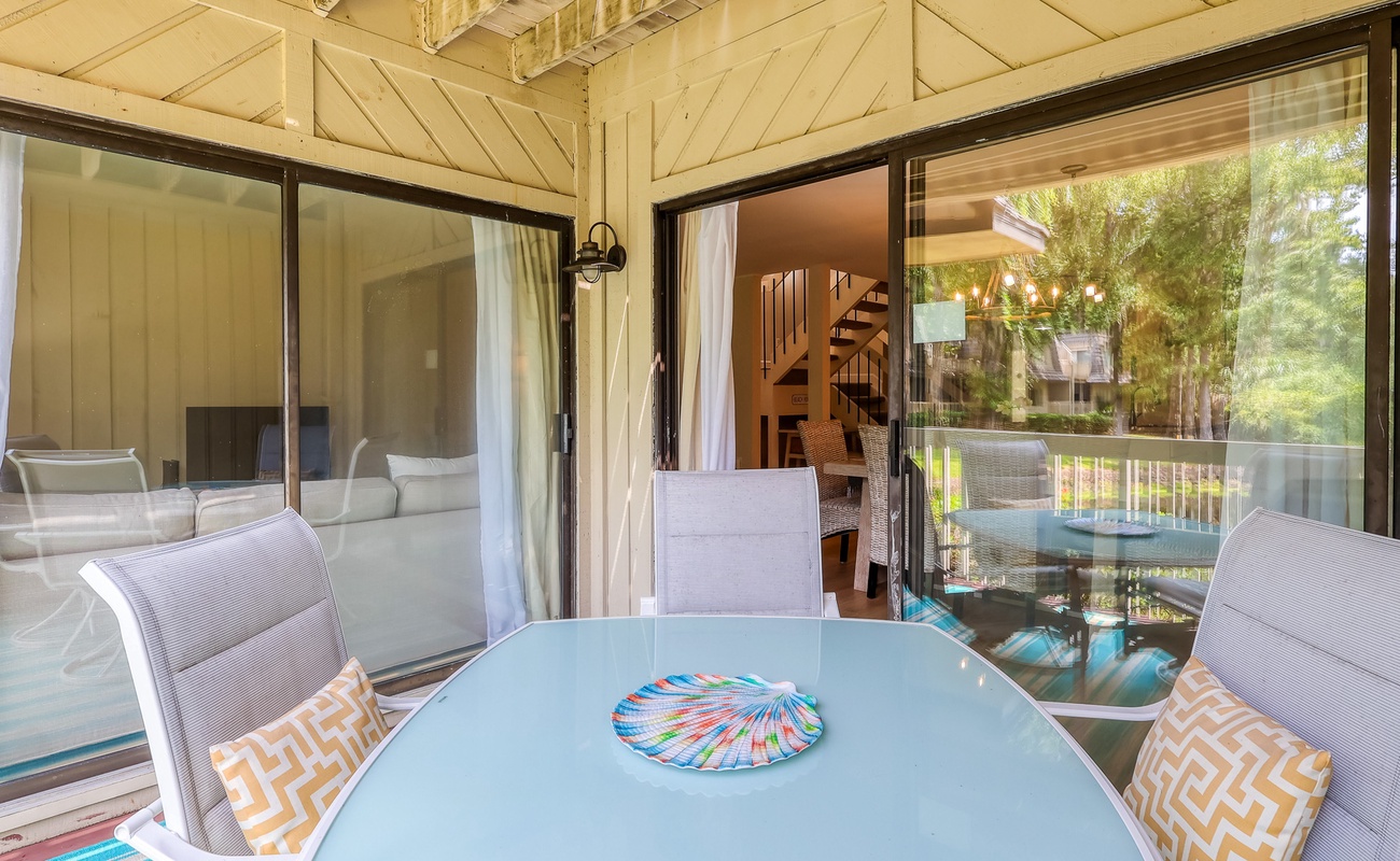 Balcony with Lagoon Views