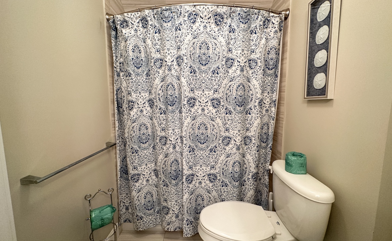 Shared Bathroom for Upstairs Bedrooms