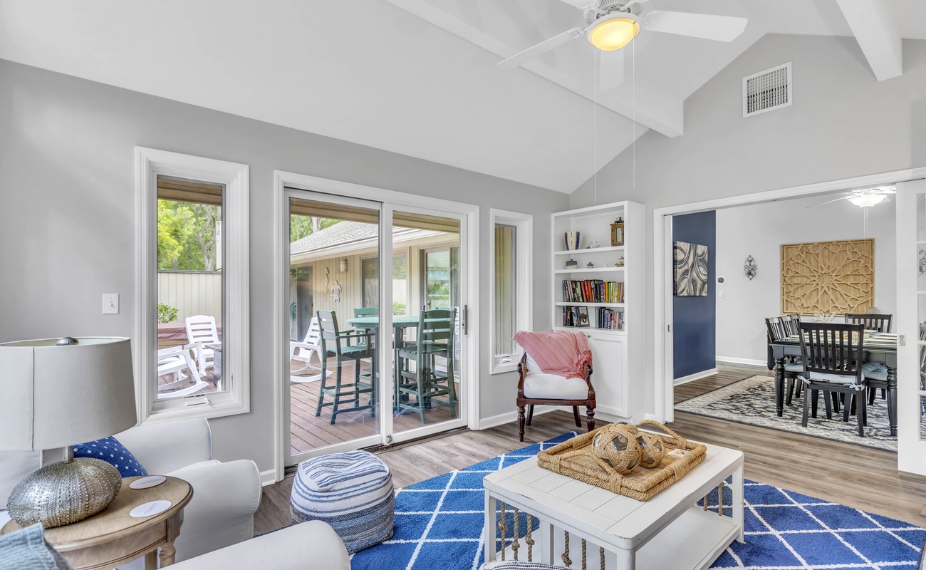 Sunroom with Access to Deck