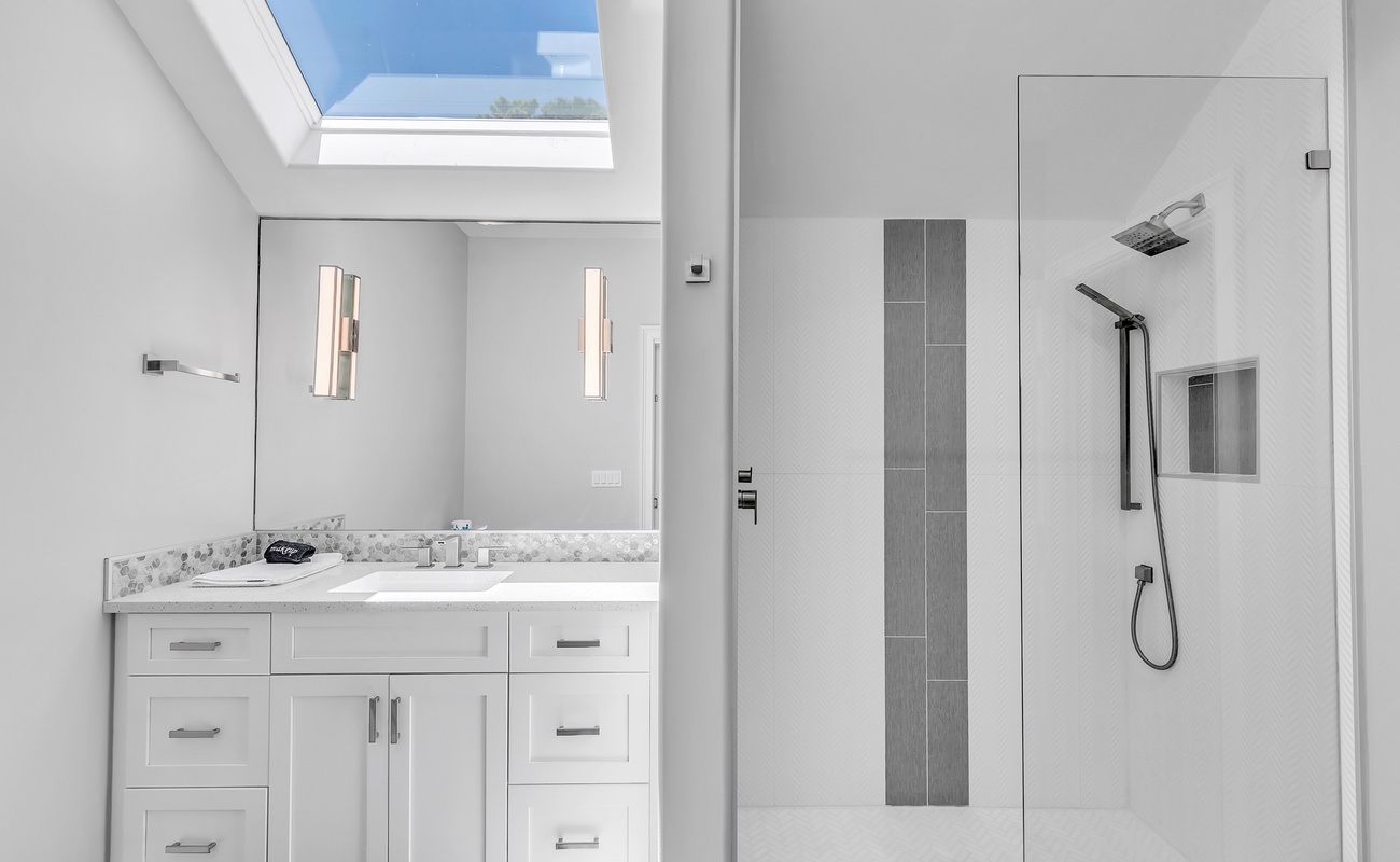 Third Floor En-Suite Bathroom