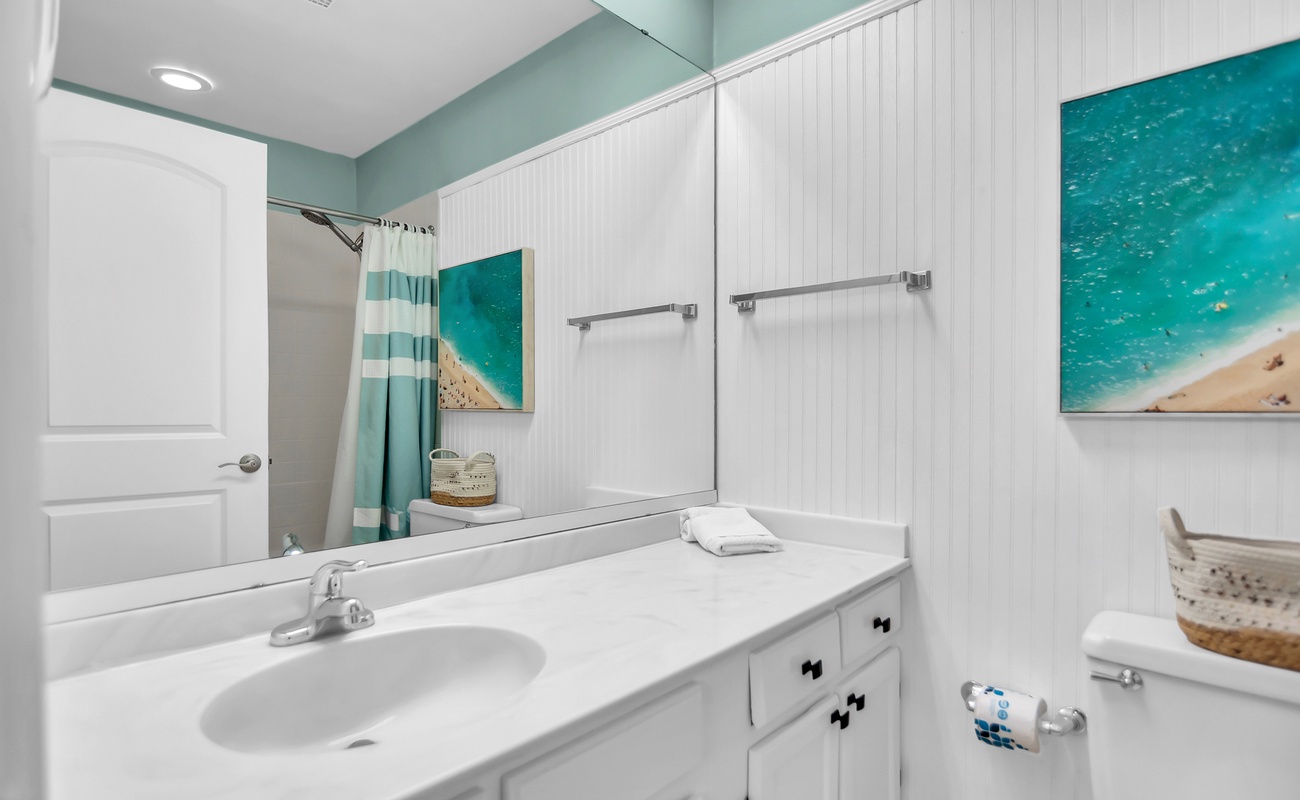 Guest En-Suite Bathroom