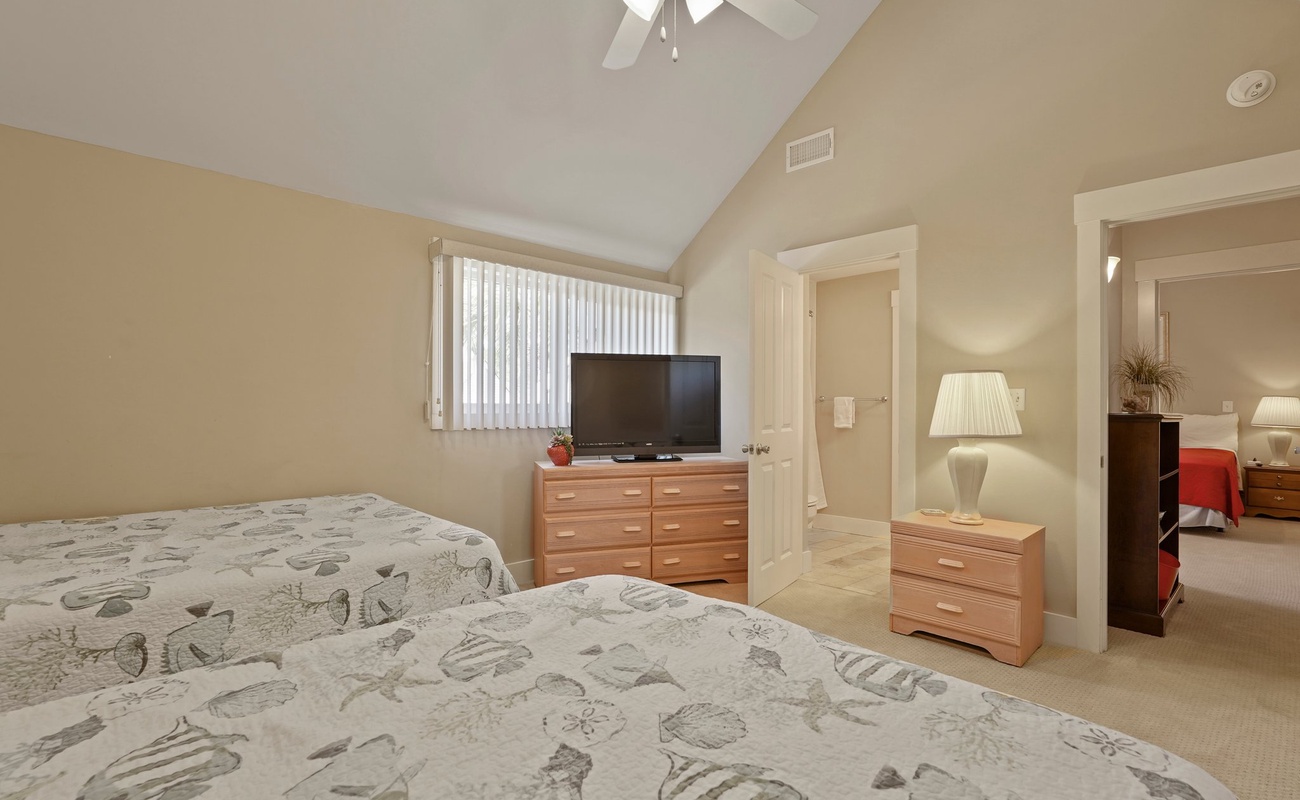 Guest Bedroom with Full Beds