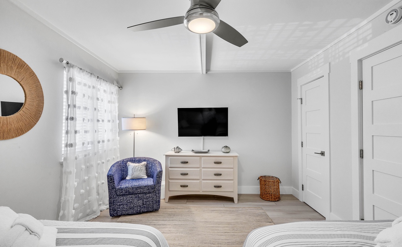 Guest Bedroom with Full Beds