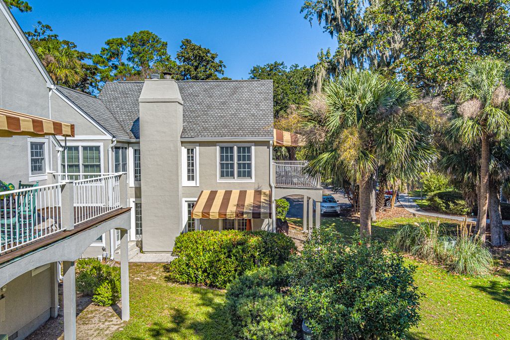 View of the Evian Property in Shipyard Plantation.