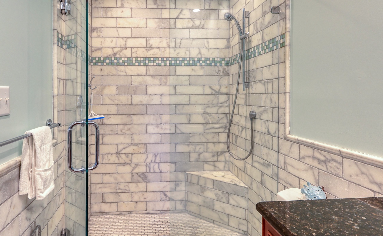 Primary Suite Bathroom