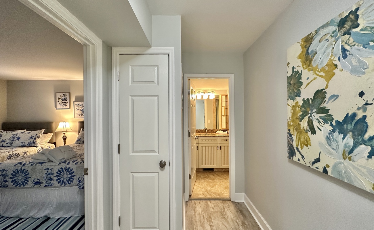 Double Queen Suite and Guest Bathroom