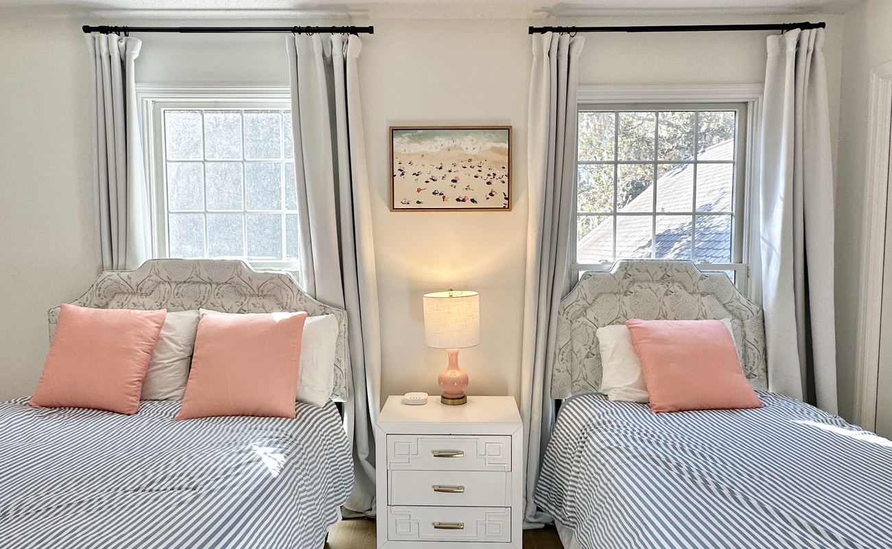 Guest Room with Full and Twin