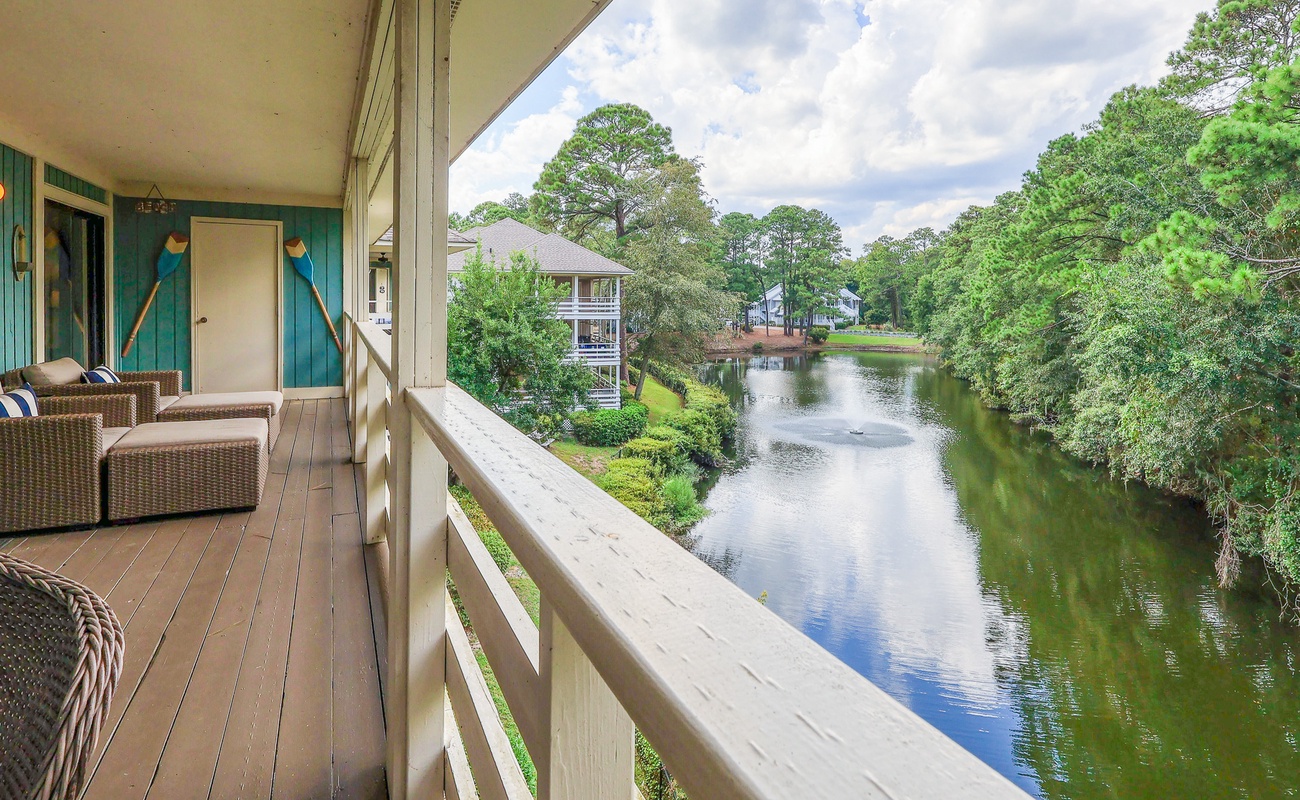 Wrap Around Balcony with Lagoon Views