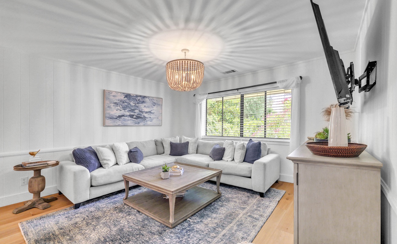 112 Island House Photo