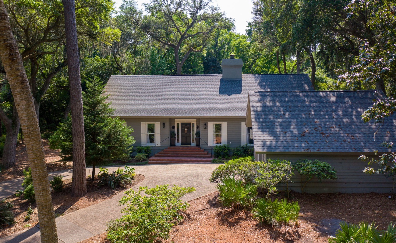 Front Entrance and Driveway
