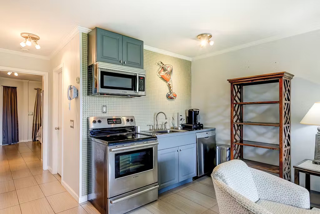 Kitchen and Hallway to King Bedroom