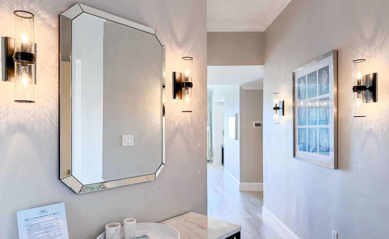 Welcome to 536 Shorewood!