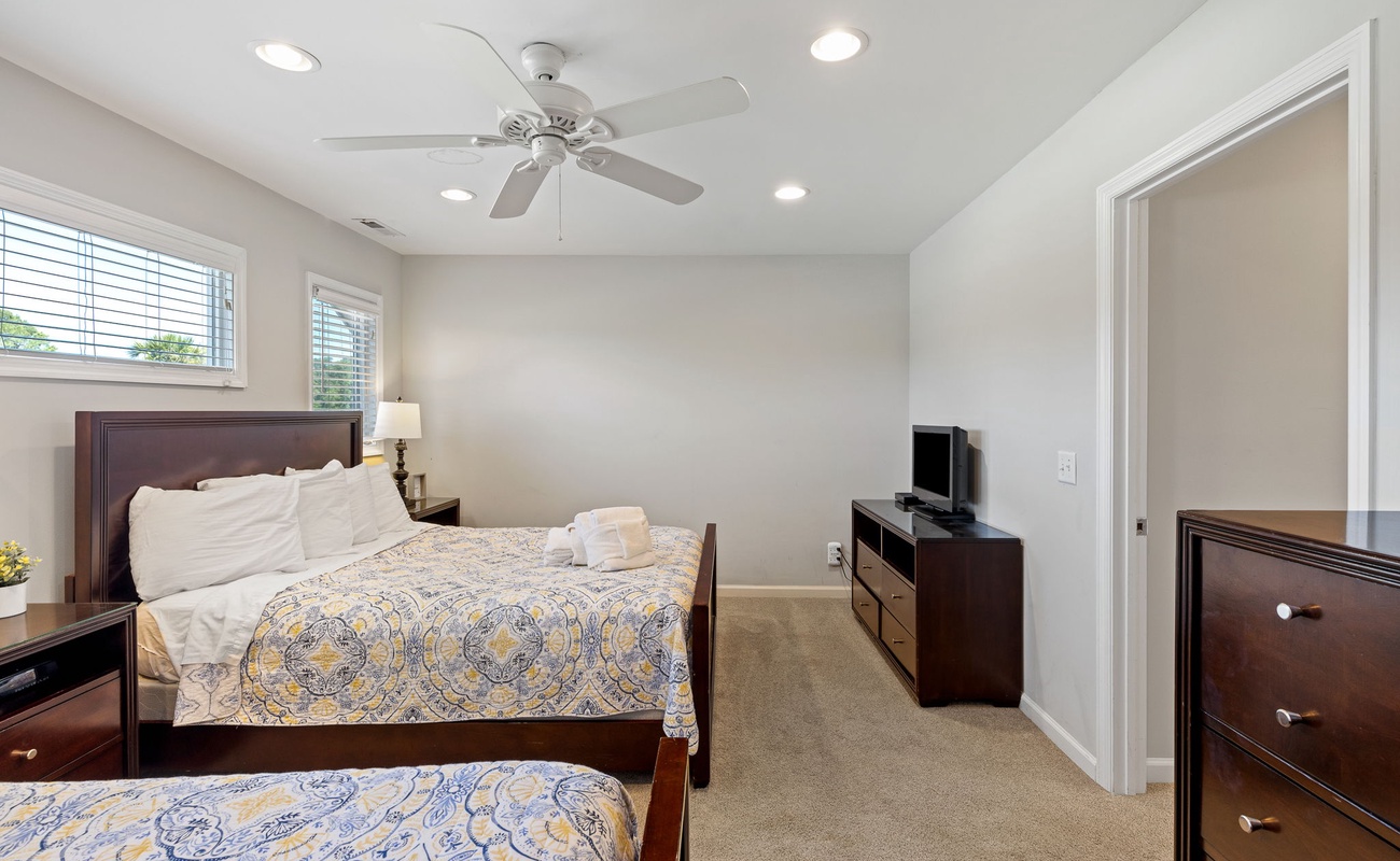 2nd Floor Double Queen Bedroom