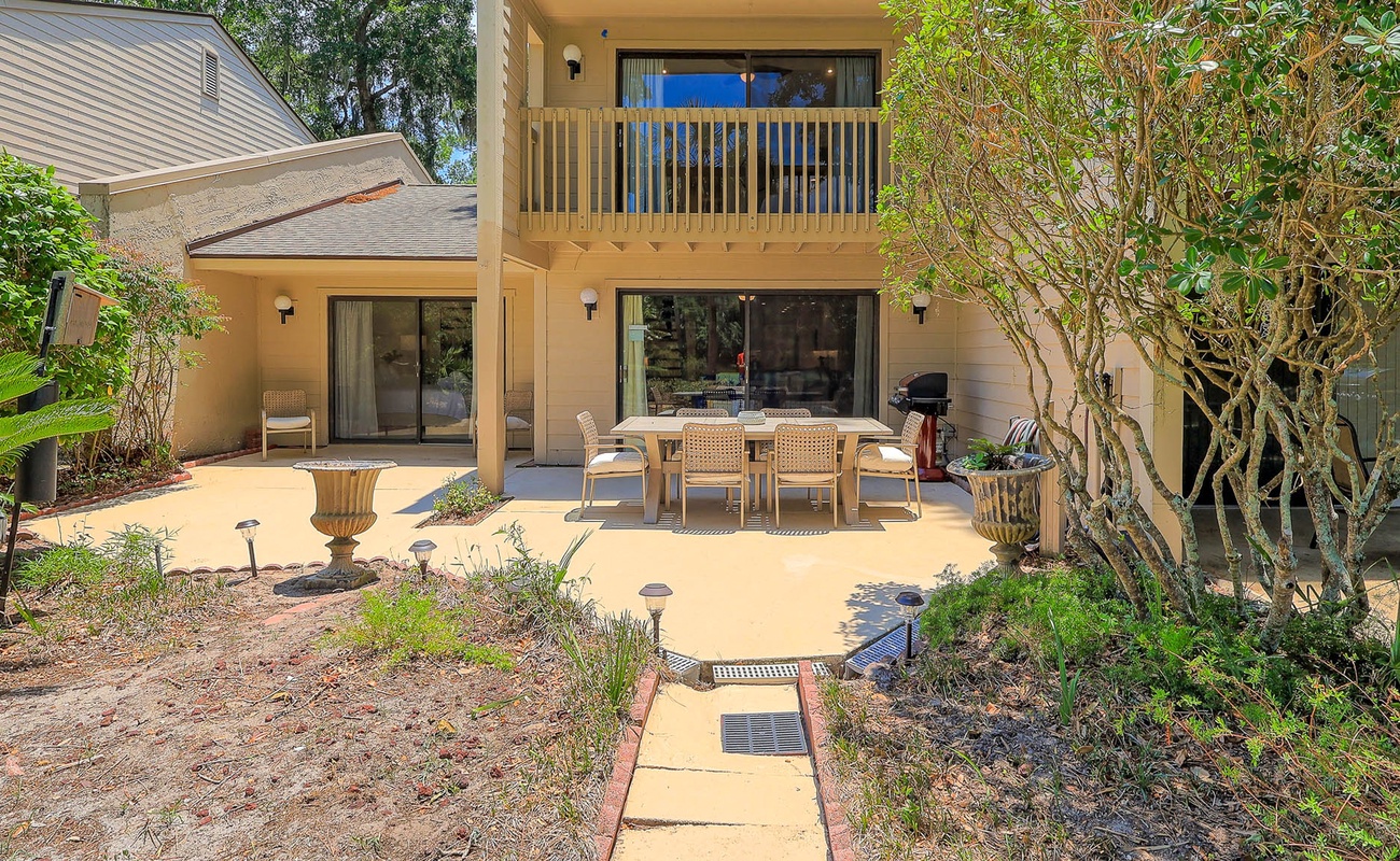 Patio with Golf Course Views and Private Grill