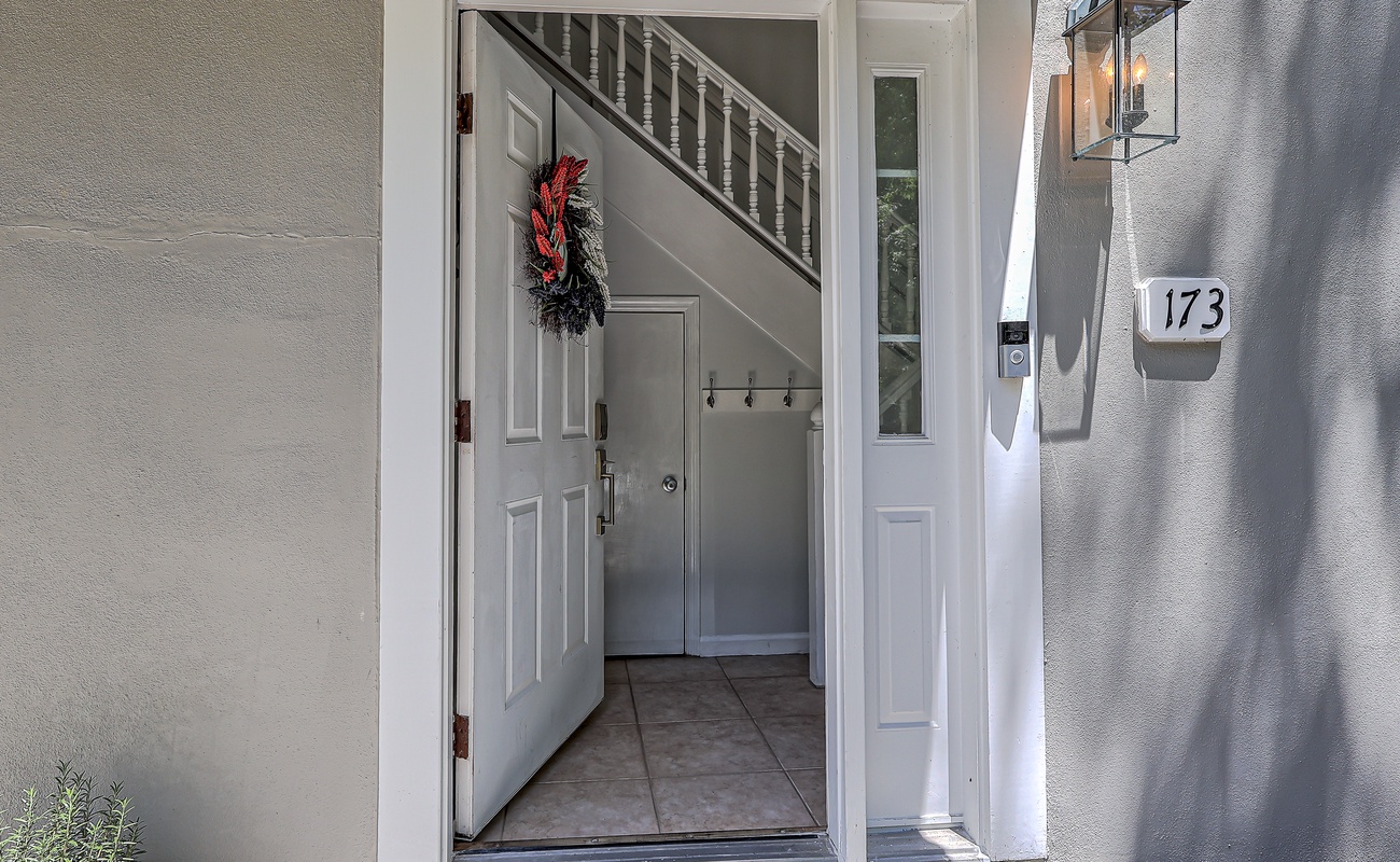 Welcome to 173 Evian